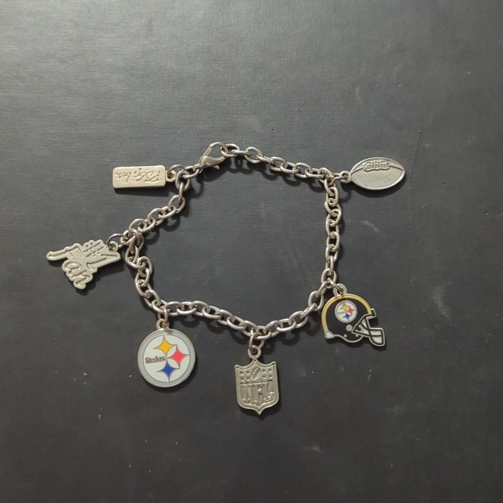 PSG Inc Silver Tone NFL Pittsburgh Steelers #1 Fan Football Charm Bracelet